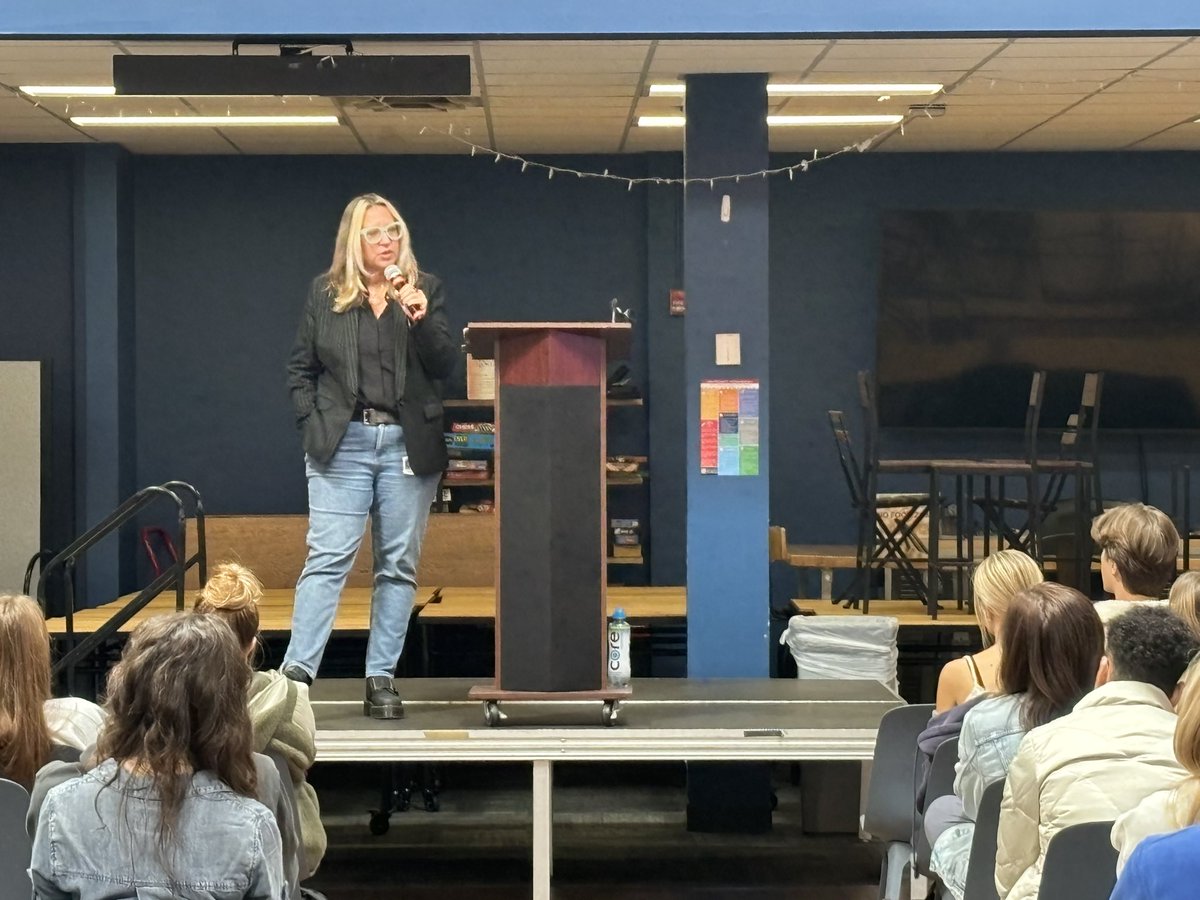 The Learners to Leaders wall recognizes Huskies who’ve continued to do great things after their years at NNHS. Last week we recognized author and professor Rachel Louise Snyder. She shared her experiences and advice with our Huskies. #letahuskieleadtheway