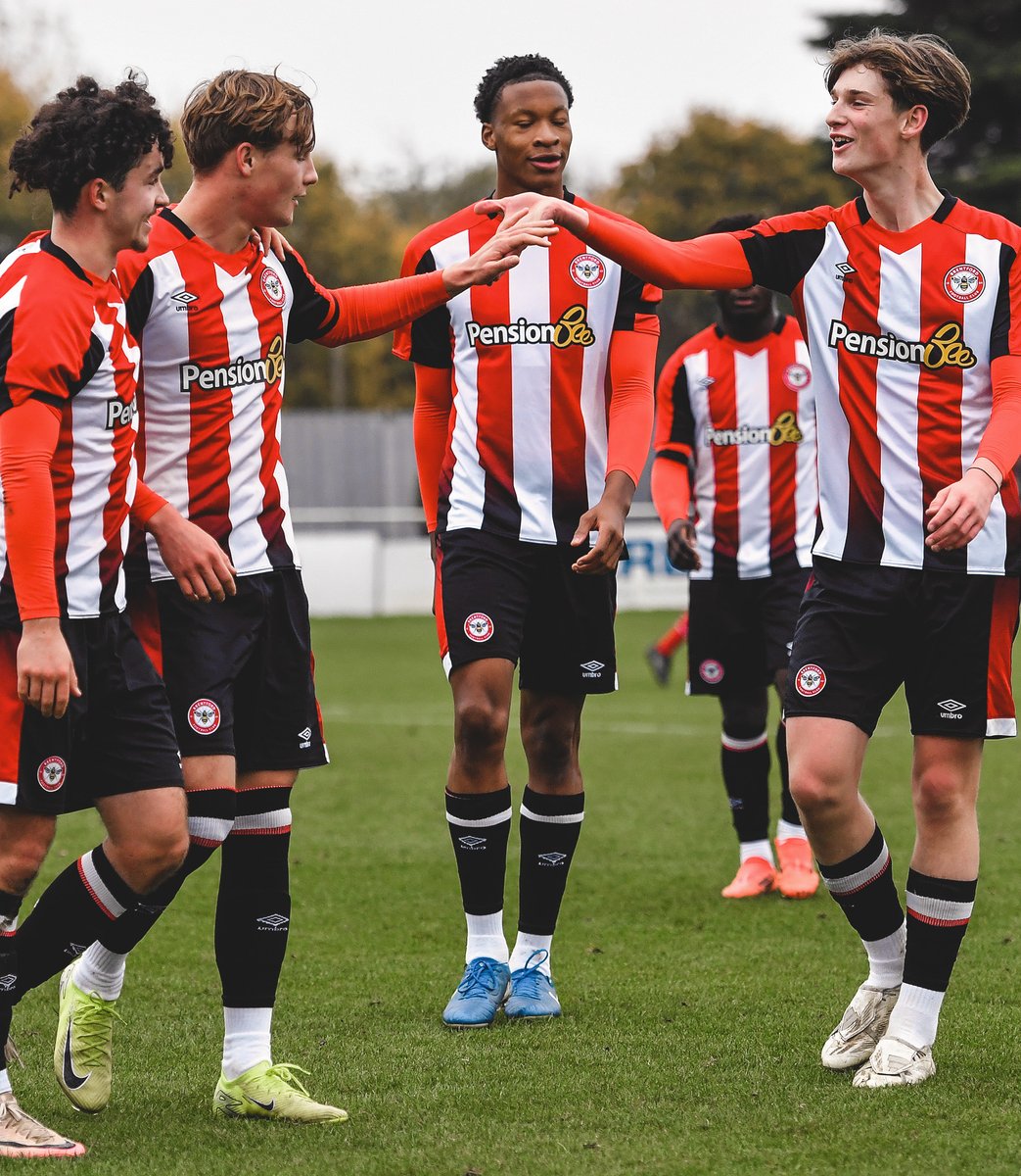 Brentford Academy tweet media