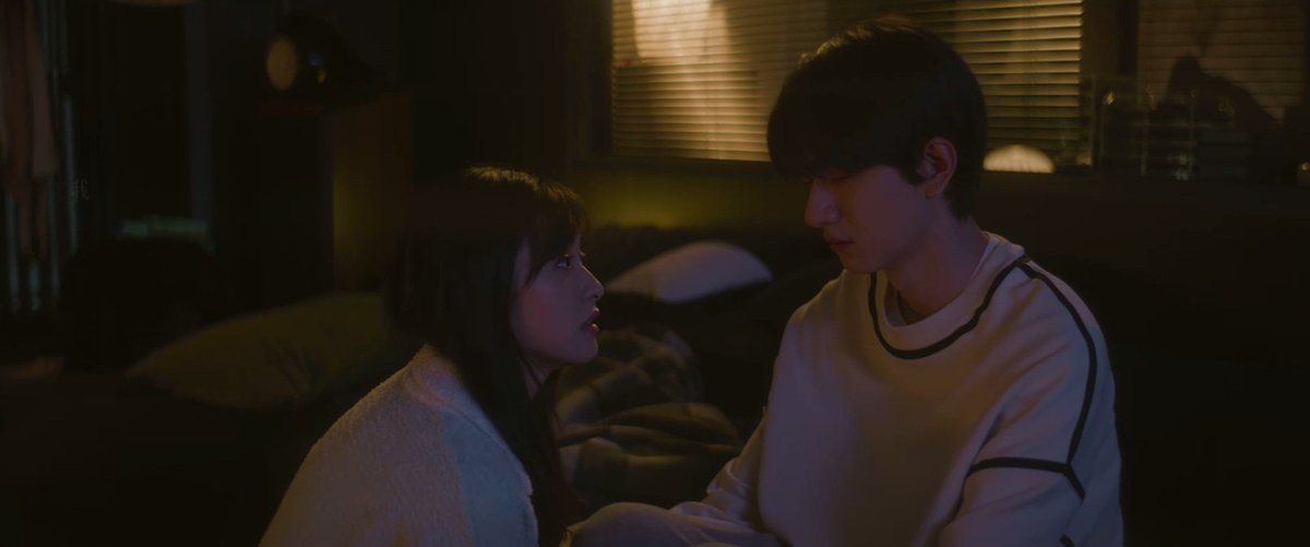 VoiceOfChahat's tweet photo. I really think I'm going to be a biggest #LiangDaiwen defender coz he maybe not aware of his feelings but that doesn't mean he doesn't have any, his unconscious self is also in love with her

― #SmileCode #失笑 #ShenYue #LinYi #SmileCodeEp8 https://t.co/RxkKbJwACy