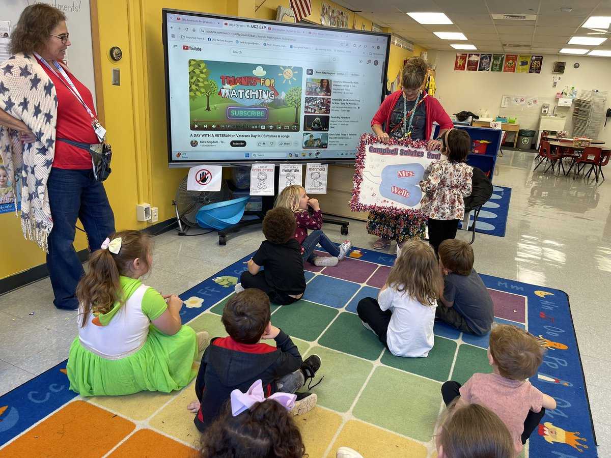 Kayla HG (@_kayla_hg) on Twitter photo Happy Veteran’s Day! <a href="/CampbellEarlyC1/">Campbell Early Childhood</a> salutes you, Mrs. Wells. Thank you for your service! 🇺🇸
#SPSProud
<a href="/officialSPS/">Springfield Public Schools</a> Happy Veteran’s Day! <a href="/CampbellEarlyC1/">Campbell Early Childhood</a> salutes you, Mrs. Wells. Thank you for your service! 🇺🇸
#SPSProud
<a href="/officialSPS/">Springfield Public Schools</a>