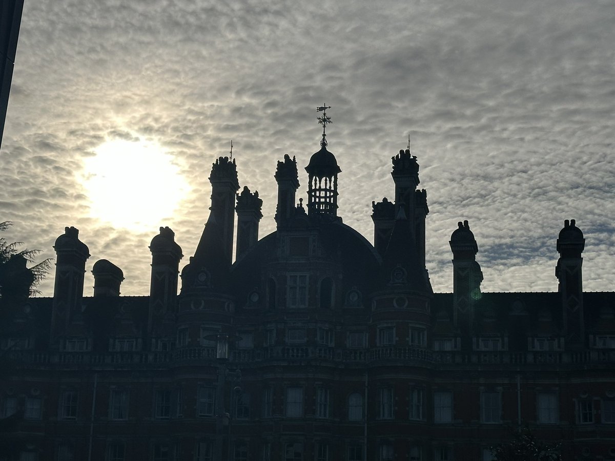 Oh <a href="/RoyalHolloway/">Royal Holloway</a> you are so unfailingly photogenic