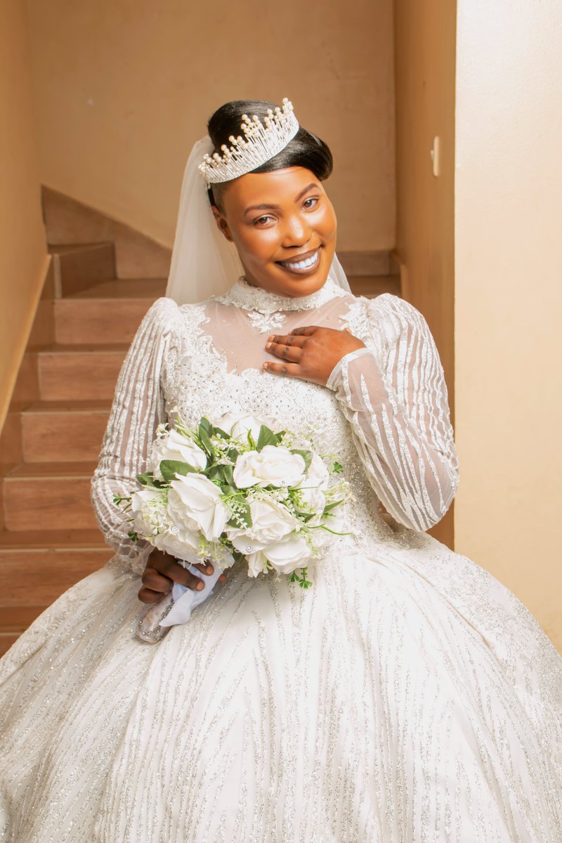 AfterDawnMedia's tweet photo. A great photo isn’t just for you—it’s a legacy for generations. Share a glimpse of yourself, let loved ones feel your warmth, and reveal the beauty of your personality

 #weddingphotographyjuba #weddingphotographyinspiration #weddingphotographysouthsudan #afterdawnmedia #wedding https://t.co/8cfsHyvw8k