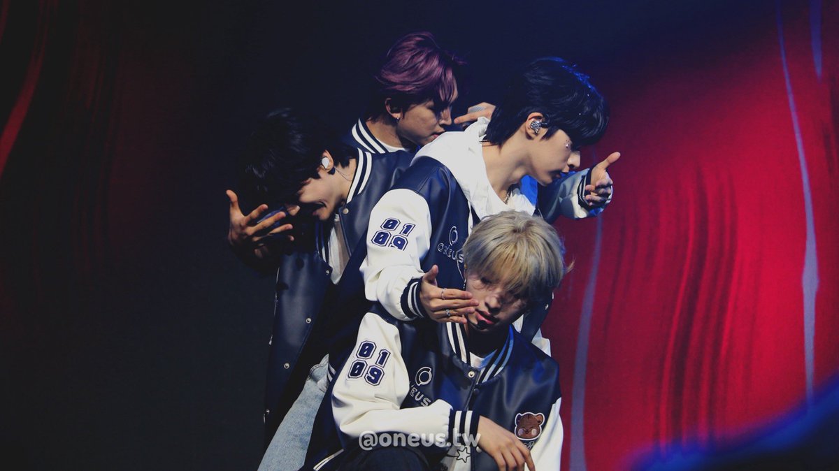 241110 대만 팬콘 

#원어스 #ONEUS
#SEOHO #LEEDO #KEONHEE #HWANWOONG #XION 
#서호 #이도 #건희 #환웅 #시온