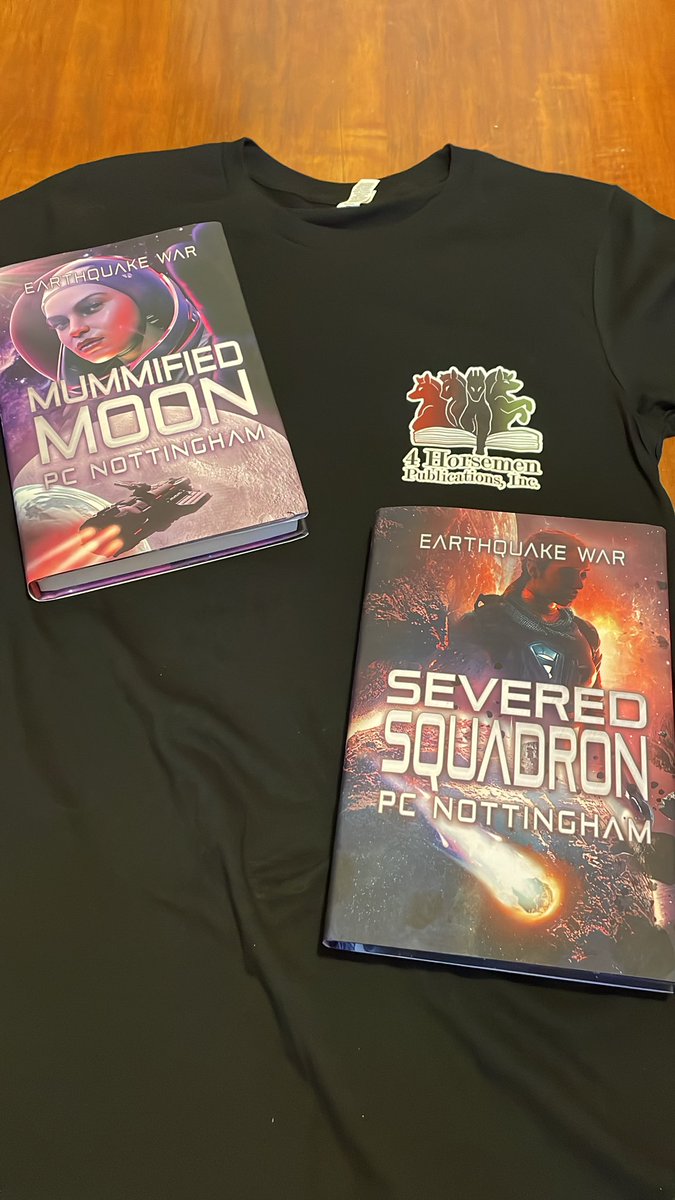 Looking for a book for the veteran in your life on this veteran’s day?
One of the antagonists in the Earthquake War series is a veteran who got fed up with his unjust society… and it’s taken him to a dark place. 

4horsemenpublications.com/product/severe…

#giftforveterans #scifi #scifibooks