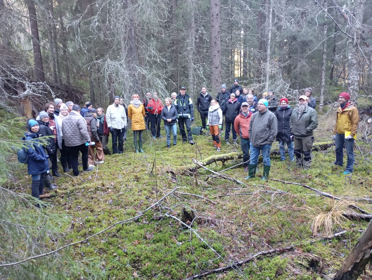 LANDPATHS1's tweet photo. LANDPATHS och biosfärområdet Voxnadalen organiserar ett medborgarråd för att diskutera skötsel av kommunalt ägda skogar. Läs om det första mötet i medborgarrådet som ägde rum i lördags i Alfta. 
🇸🇪https://t.co/a8fTYF3O65
🇬🇧https://t.co/doxYeCkB87 https://t.co/PyjEhgEYII