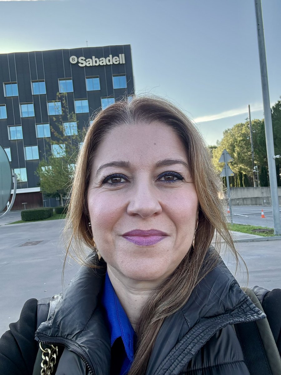 Hoy en <a href="/TBoldChoice/">The Bold Choice</a> hemos empezado otro bonito programa con <a href="/BancoSabadell/">Banco Sabadell</a> en Barcelona y en Madrid: #MarcaPersonal en el PAC, Programa de Aceleración de Carrera Profesional.

¿Preparados/as? GO, GO, GO!
¡Seguimos!

#personalbranding #desarrolloprofesional #coaching #liderazgo