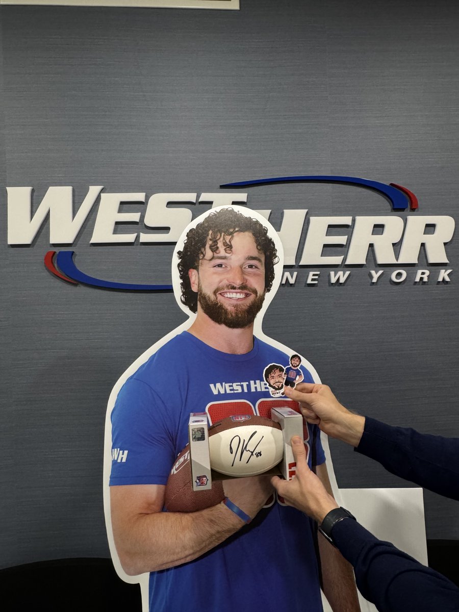 West Herr Auto Group (@westherr) on Twitter photo 🚨 Announcement 🚨 - To celebrate #Buffalo’s win vs. Indianapolis, we are giving away a #TeamWestHerr prize pack including a signed <a href="/dawson_knox/">Dawson Knox</a> mini football, a full-sized Dawson cutout, and exclusive #TeamWestHerr stickers! 🏈🙌
To enter, just RT & make sure you are following 🚨 Announcement 🚨 - To celebrate #Buffalo’s win vs. Indianapolis, we are giving away a #TeamWestHerr prize pack including a signed <a href="/dawson_knox/">Dawson Knox</a> mini football, a full-sized Dawson cutout, and exclusive #TeamWestHerr stickers! 🏈🙌
To enter, just RT & make sure you are following
