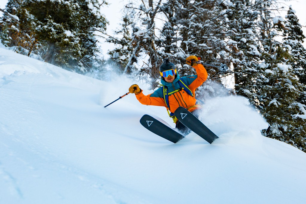 SPLASH
•
•

#skiing #winter #renounskis #ski #skis #peaks #snow #adventure #mountains #mountain