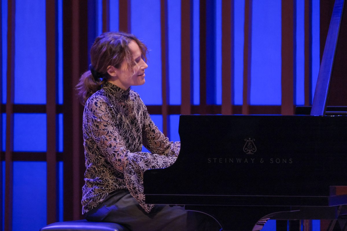 Hélène Grimaud (@helenegrimaud) on Twitter photo Performing works by Beethoven, Brahms, Bach and Busoni at the <a href="/ljmusicsociety/">La Jolla Music Society</a> last Friday
Thanks to all who were in attendance
📸: Ken Jacques Photography Performing works by Beethoven, Brahms, Bach and Busoni at the <a href="/ljmusicsociety/">La Jolla Music Society</a> last Friday
Thanks to all who were in attendance
📸: Ken Jacques Photography