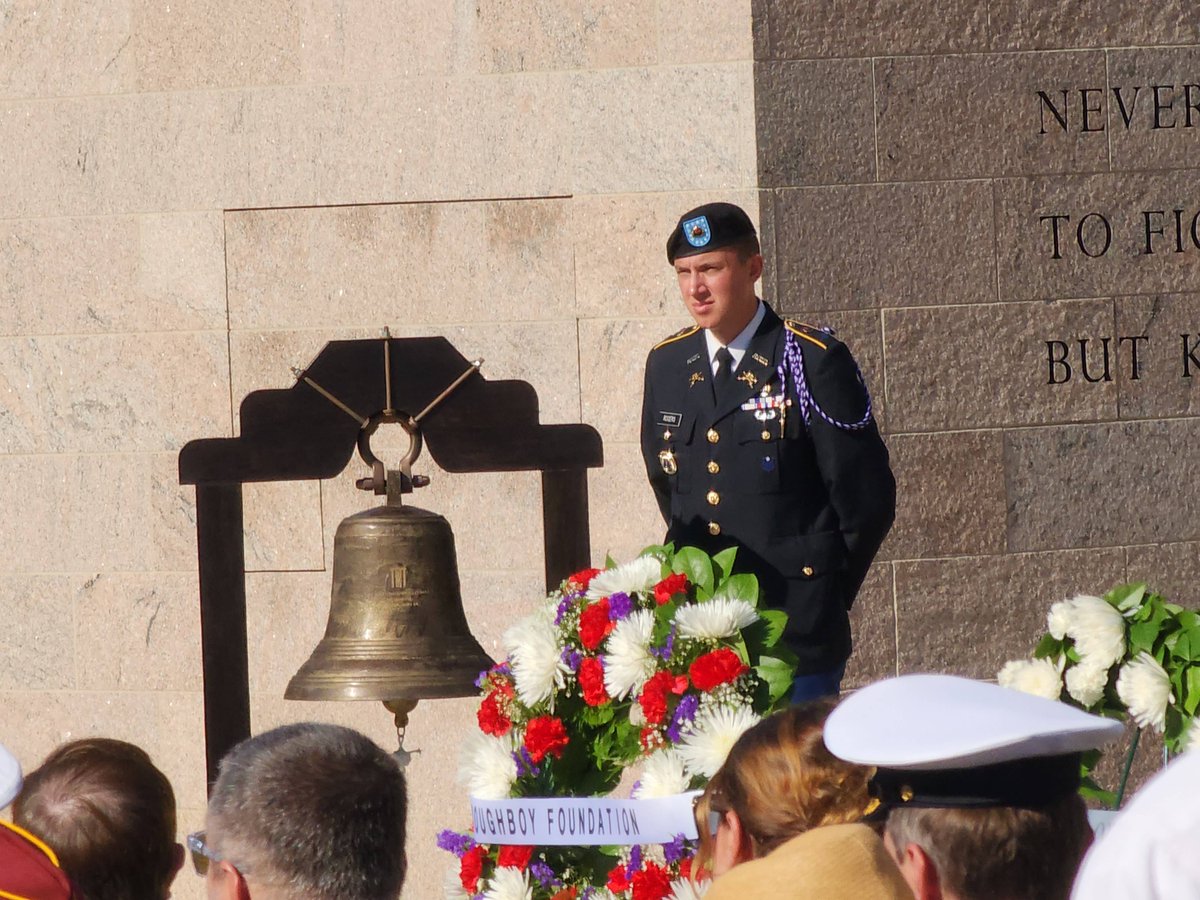 NSPRAA_'s tweet photo. Pershing Rifles participate in the Bells of Peace program, at the World War 1 War memorial at 1100 this #VeteransDay.

#PershingRifles #Veterans #NSPRAA https://t.co/UUIesR8W6W