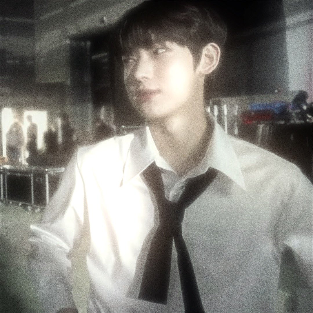 sunIuse's tweet image. 2020                                                       2024