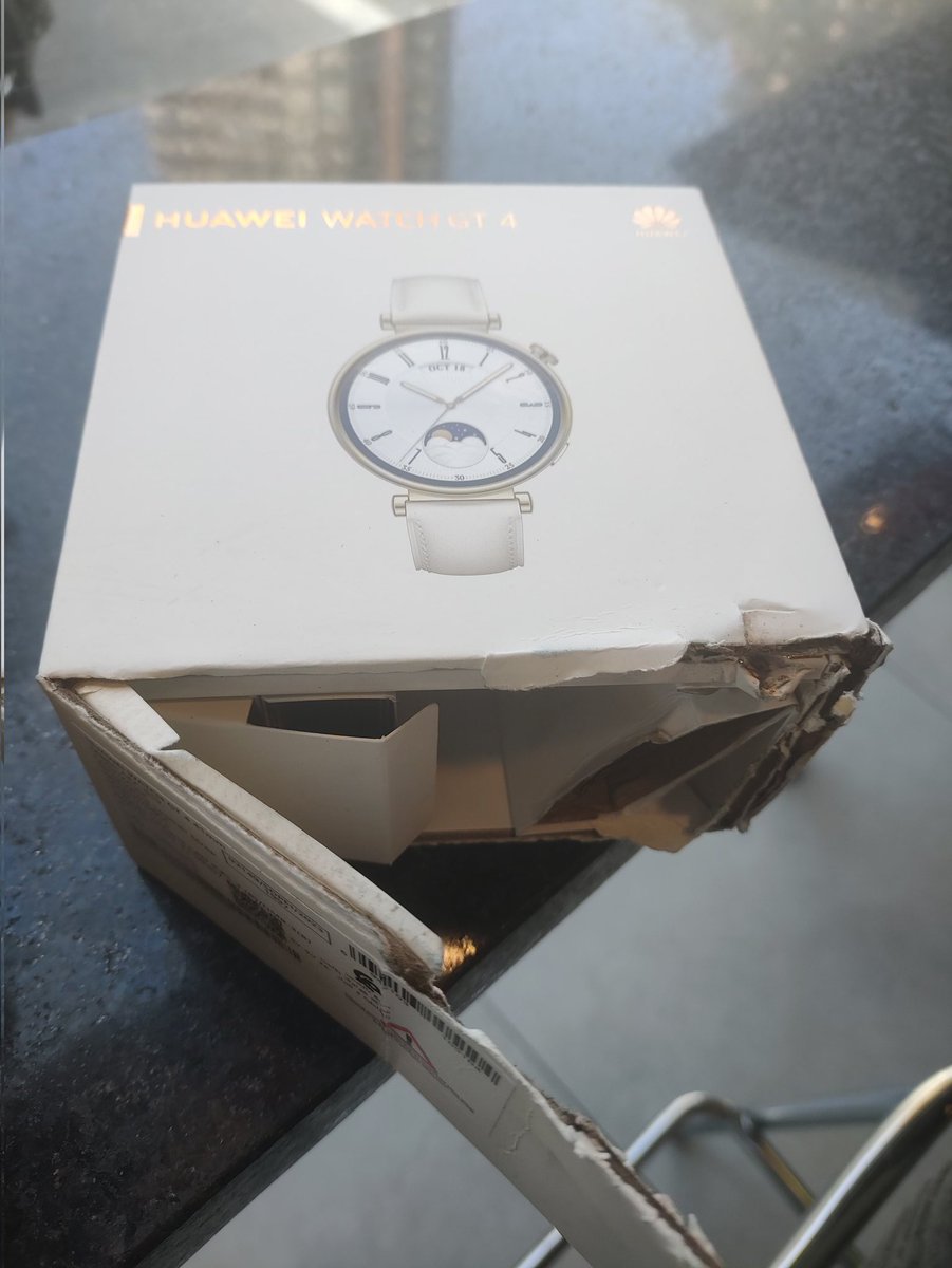 Ojo cuando compren en <a href="/TiendasHites/">Tiendas Hites</a>  así llegó este despacho, una semana de espera a que investigarán.