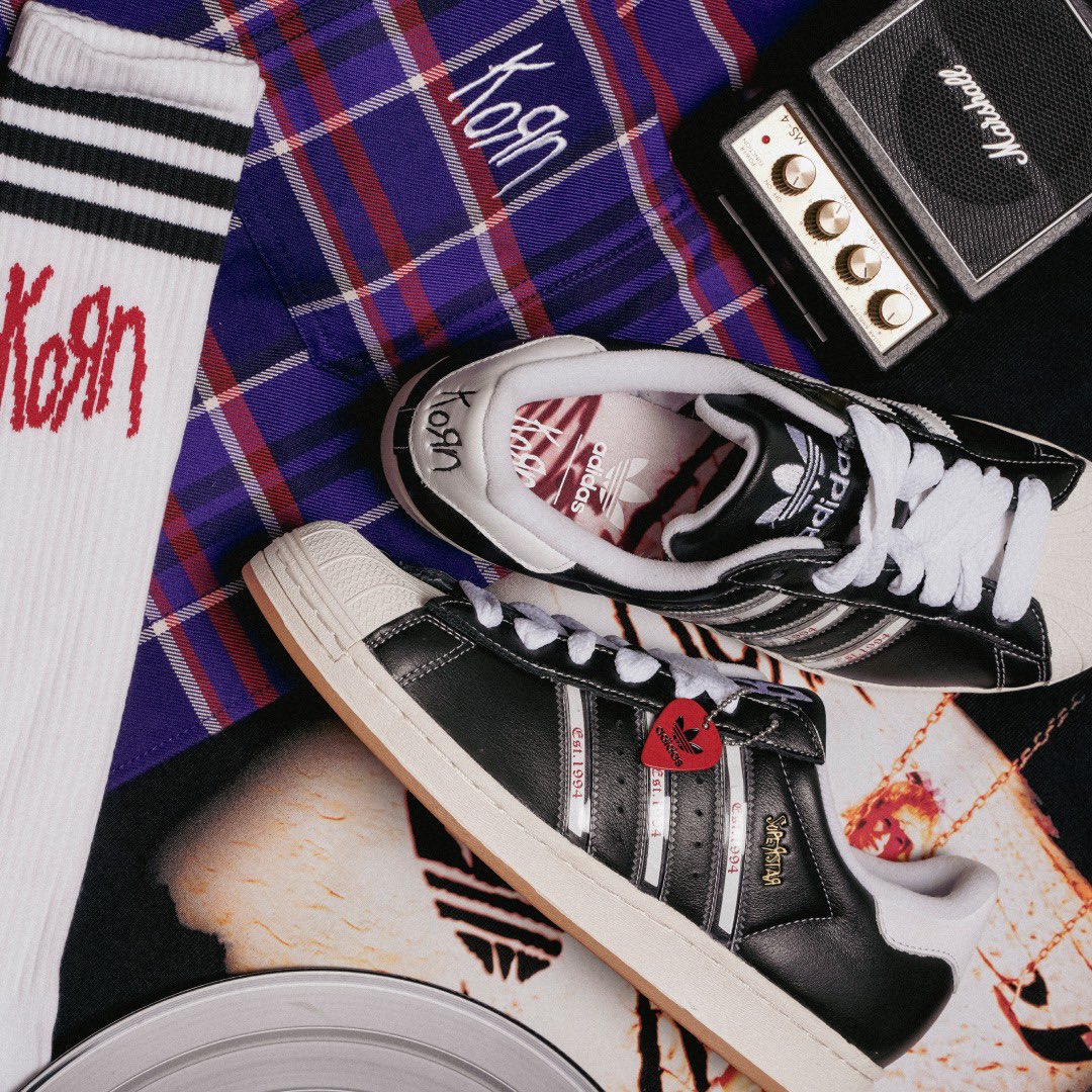 🔥 It’s time to rock! The adidas Originals x KoRn collaboration is here, bringing alt-metal vibes to the iconic Three Stripes.
 Discover it now at Wrong Weather 👉 wrongweather.net/us/shop?page=1…

#KoRn #adidasOriginals #ThreeStripes #RockYourStyle #BoldFashion #WrongWeather