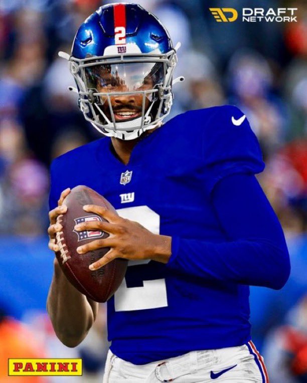 MLFootball's tweet image. NEWS: The New York #Giants currently have the 2nd overall picking in the #NFL draft. 

If the draft was today, which QB should they select________! 

Shedeur Sanders 
Jalen Milroe 
Cam Ward 

👀

(Via: @TheGraphicGod_)