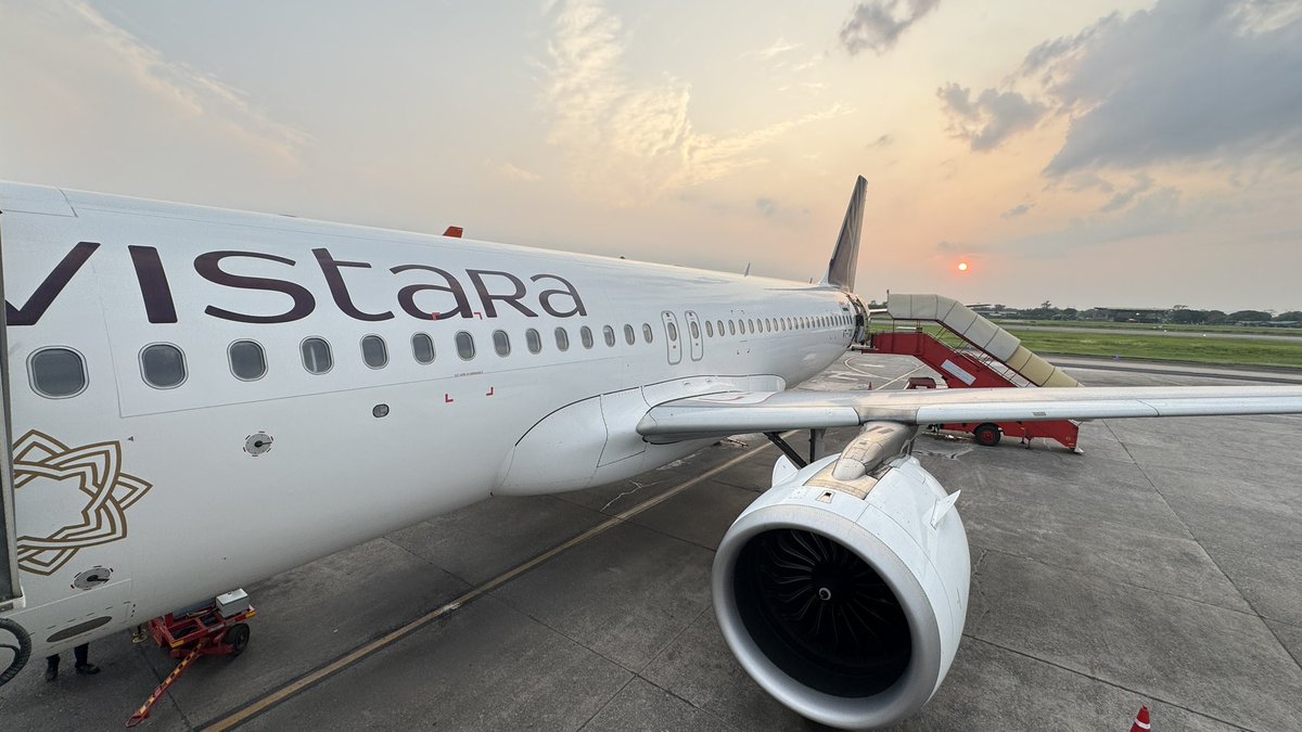 ady_coool's tweet photo. @airvistara @airindia The sun sets on a beautiful star. 

#VistaraLove #VistaraAirIndiaMerger https://t.co/fm9EN3u47v