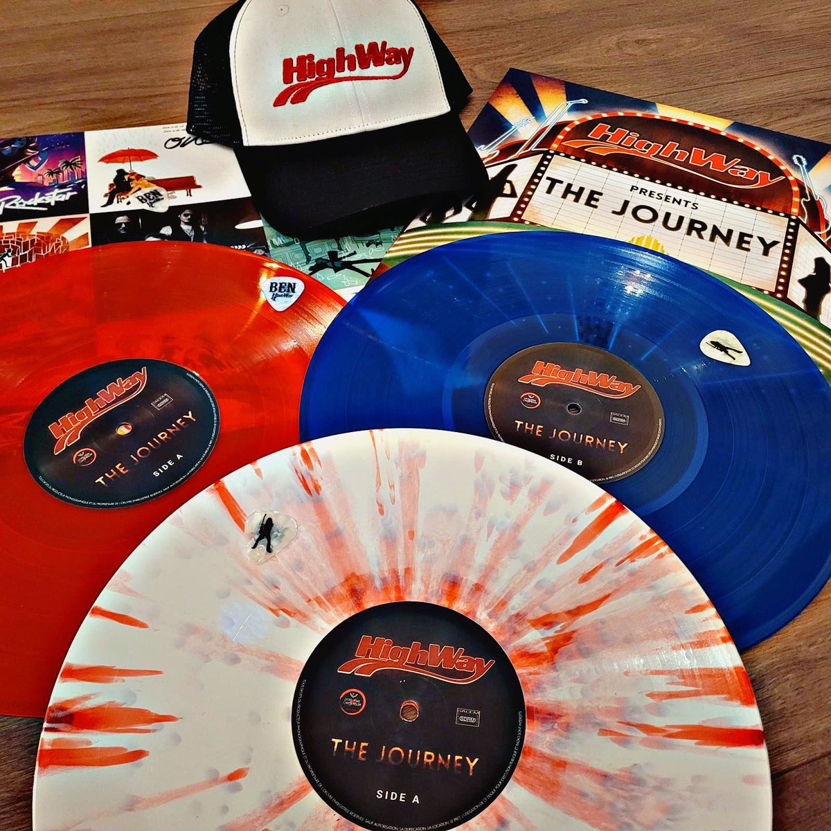 OnlyHighway's tweet image. JINGLE BELLS ! 
Célébrons l'arrivée de la fin d'année ensemble ! 🚧Les prix sont cassés sur le HighWay Shop jusqu'au 10 décembre ! (pour une livraison à temps pour les fêtes !) 🎁
#T-shirts #vinyles #CD #casquettes , accessoires...
Bon #shopping 🤟

highwayshop.kingeshop.com