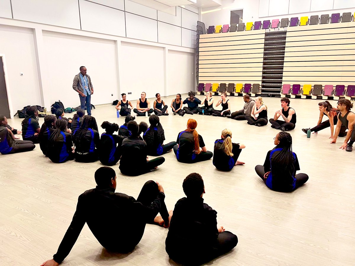 LAPA @ TAL (@trinitylapa) on Twitter photo Phoenix Dance Theatre’s Community Dance Tour!
Thank you for performing your work and teaching us the choreography for your new piece.
Inspirational.
<a href="/PDTeducation/">Phoenix Education</a>
💜⭐️ Phoenix Dance Theatre’s Community Dance Tour!
Thank you for performing your work and teaching us the choreography for your new piece.
Inspirational.
<a href="/PDTeducation/">Phoenix Education</a>
💜⭐️