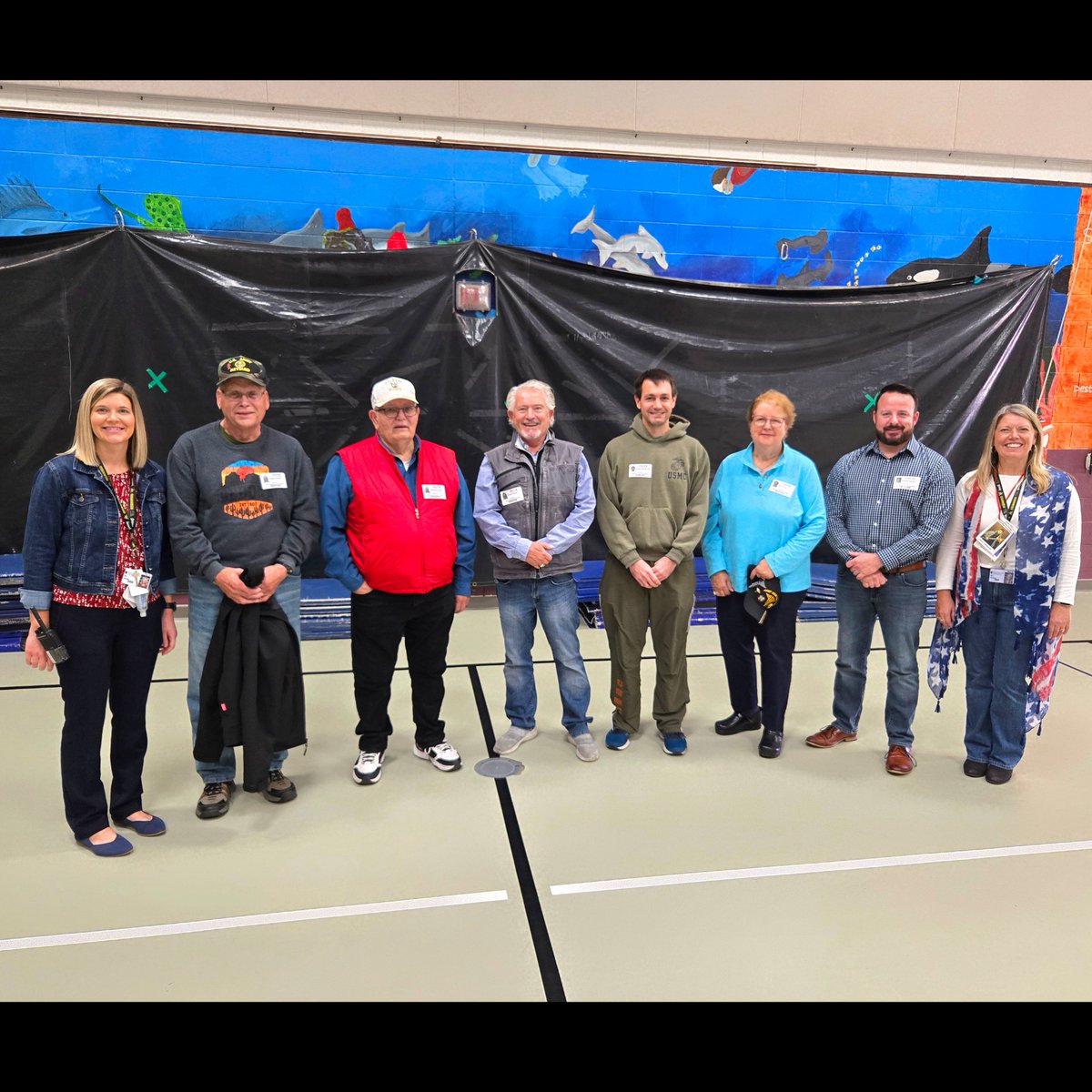 FPSDistrictWI's tweet image. 🇺🇸 Robinwood Elementary held a special #VeteransDay assembly.  Local Boy Scouts presented and removed the flag. Students at all grade levels sang short patriotic songs, including a song for each branch of the military. Local vets shared how touched they were. #BetterCommunity 🇺🇸