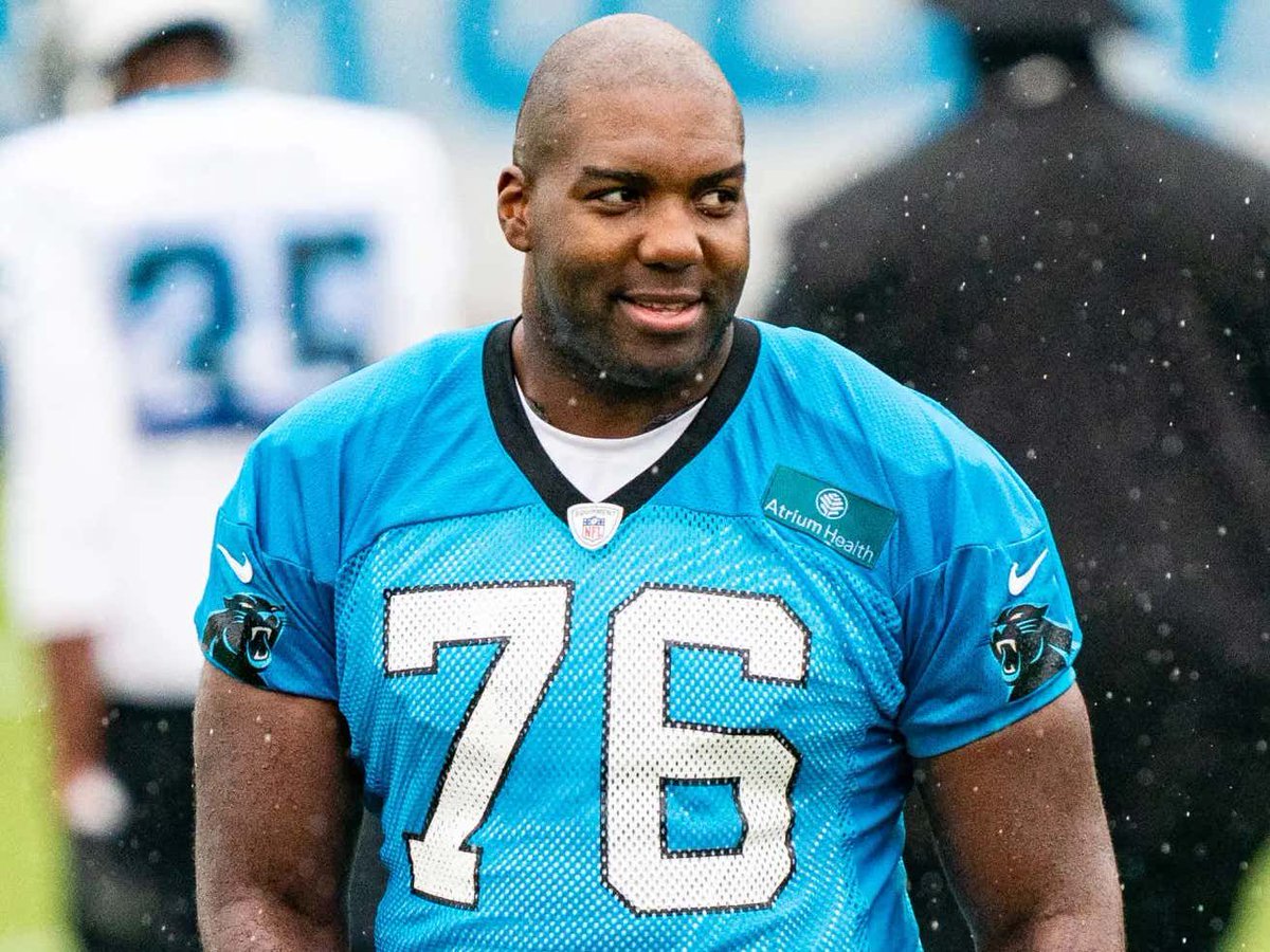 Barstool Sports (@barstoolsports) on Twitter photo Russell Okung Took Half Of His Salary In BTC in 2020, So He Has Now Turned $6.5 Million Into $45 Million And The Haters Are Silent buff.ly/3UN7wAm Russell Okung Took Half Of His Salary In BTC in 2020, So He Has Now Turned $6.5 Million Into $45 Million And The Haters Are Silent buff.ly/3UN7wAm
