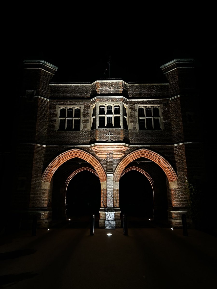 Huge thanks to former Queen’s Royal Lancer Captain Olly Church for talking tonight on Remembrance Day <a href="/RadleyCollege/">Radley College</a> about his experience being wounded in action in Afghanistan in 2010 and his battle back to fitness.