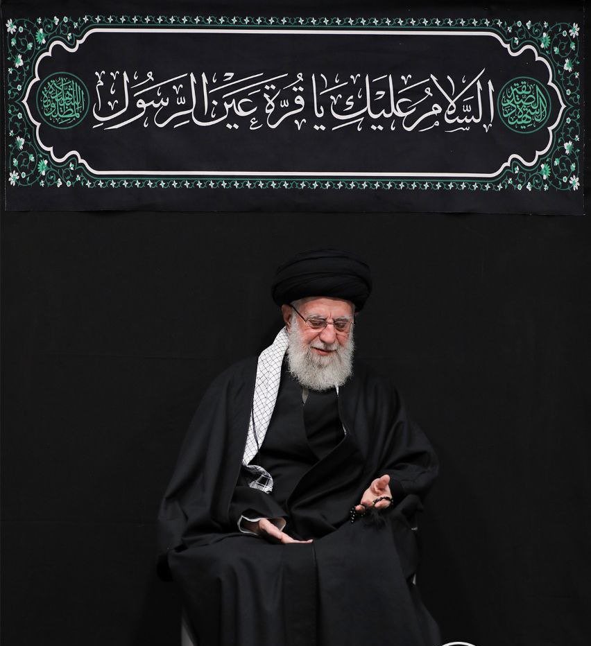 Awaited_Hope's tweet photo. "Lady #Fatima's (sa) life, #knowledge, #eloquence, #sacrifice, caring for her husband, motherhood &amp; #political #activism were such that made any great man bow down to her. #Islam regards her as a #role #model for women of the world.”

Ayatollah Khamenei https://t.co/osh4lrhtb4