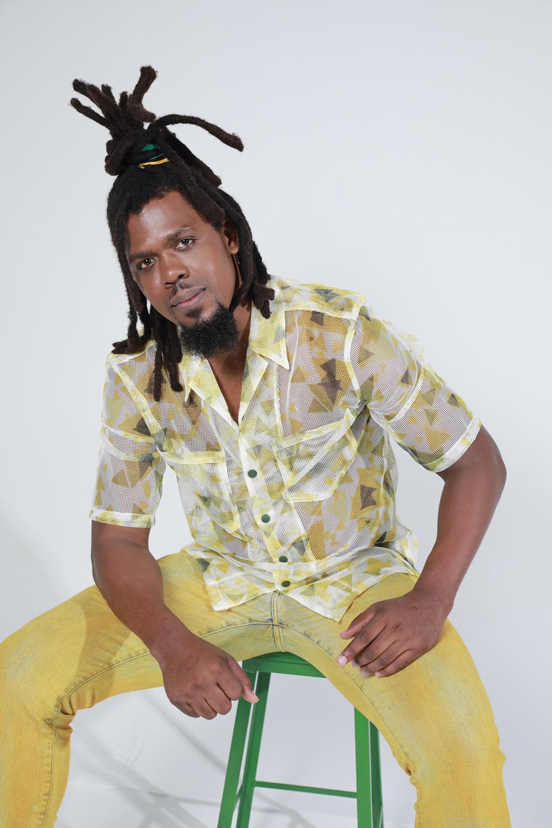 Thank you to everyone for the support on my new single #YoureNotAlone 🎶🙏🏾 As an artist, it is so important to believe in your own music and this is a song that I truly believe in and hope reaches many people worldwide. Listen: lnk.to/JSYoureNotAlone

#mentalhealth #soulmusic