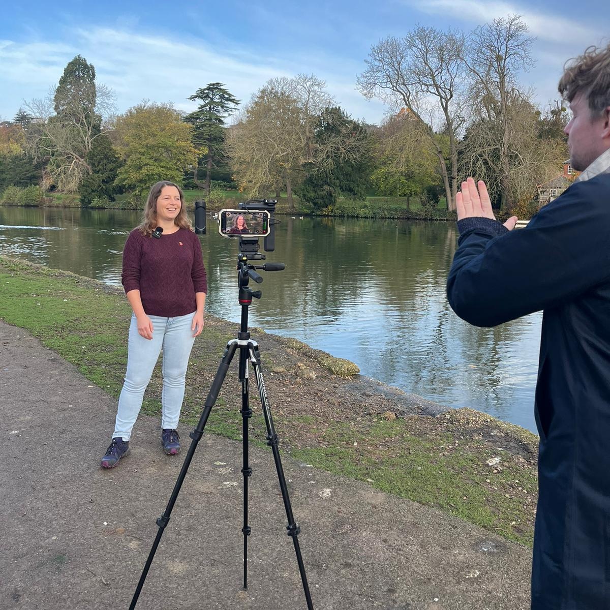 Reading Uni News (@unirdg_news) on Twitter photo Talking rivers, floods and droughts on the Thames on Monday as <a href="/BBCBerkshire/">BBC Berkshire</a> <a href="/BBCNews/">BBC News (UK)</a> spoke with <a href="/hancloke/">Hannah Cloke</a> of <a href="/UniRdg_Met/">Reading Meteorology</a> <a href="/UniRdg_GES/">UoR - Geography and Environmental Science</a>
📻 BBC Radio Berkshire 1000-1300 bbc.co.uk/programmes/p0j…
📺 BBC South Today 1830 (from 13m30s) bbc.co.uk/iplayer/episod… Talking rivers, floods and droughts on the Thames on Monday as <a href="/BBCBerkshire/">BBC Berkshire</a> <a href="/BBCNews/">BBC News (UK)</a> spoke with <a href="/hancloke/">Hannah Cloke</a> of <a href="/UniRdg_Met/">Reading Meteorology</a> <a href="/UniRdg_GES/">UoR - Geography and Environmental Science</a>
📻 BBC Radio Berkshire 1000-1300 bbc.co.uk/programmes/p0j…
📺 BBC South Today 1830 (from 13m30s) bbc.co.uk/iplayer/episod…
