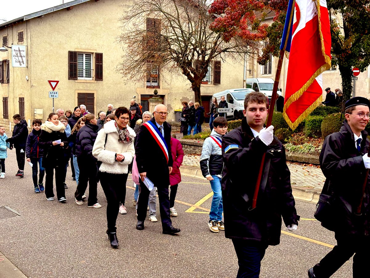 𝐋𝐀𝐘-𝐒𝐀𝐈𝐍𝐓-𝐂𝐇𝐑𝐈𝐒𝐓𝐎𝐏𝐇𝐄 tweet media