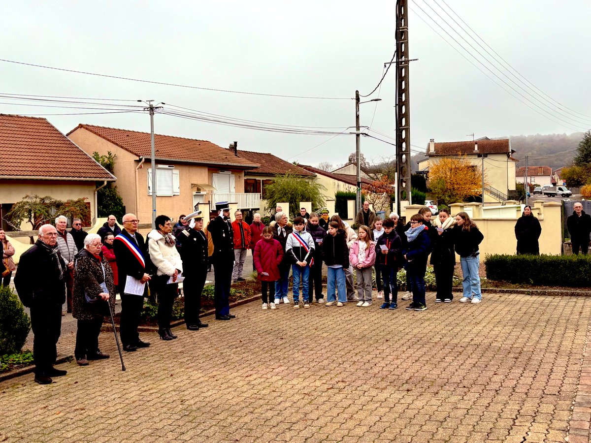 𝐋𝐀𝐘-𝐒𝐀𝐈𝐍𝐓-𝐂𝐇𝐑𝐈𝐒𝐓𝐎𝐏𝐇𝐄 tweet media