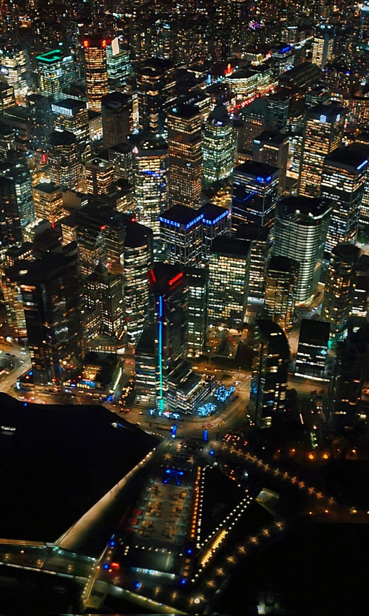 Night lights over downtown #Vancouver 💡