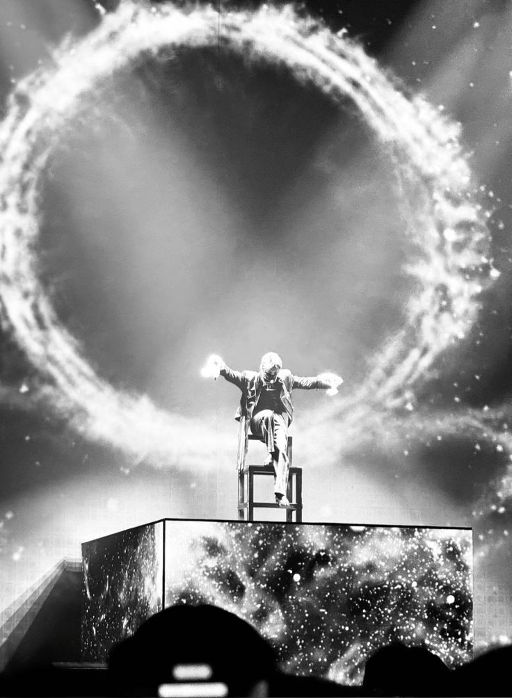 zyobabe's tweet photo. Taemin es un artista con una trayectoria de 16 años (10 solista) y el nivel de show que presenta NO ES para un lugar como el pepsi center, por favor cambien el recinto. #ArenaCDMXForTaemin https://t.co/EwjqQtiUwT