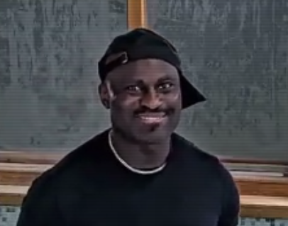 astukari's tweet photo. he might be a mentally ill potentially violent large black man who dreams of becoming a pedophile murder rapist but gosh darn i just cant stay mad at that smile... #fishtanklive https://t.co/ChdP1cUOd8
