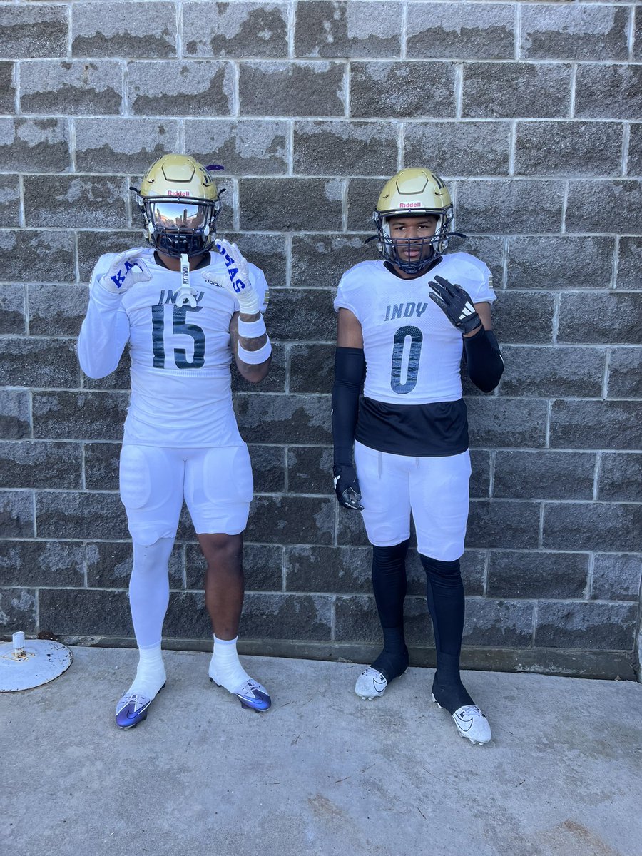 AustinYelder's tweet photo. I'm that heat seeking missle coaches look for ! Big lead block on kick return vs Coffeyville Saturday💥 6ft 225 lb December 24 Grad🚨🚨 @Madhousefit @CoachTWilson20 @CoachDonerson @coachevans_2 @coachWebb_11 @Andre__Simmons @_Coach_MLB @JUCOFFrenzy @JuCoFootballACE https://t.co/8TaFs7JtQo