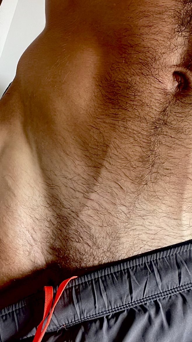 PaulopeParis's tweet photo. Bronzage 🔥 

RT si tu veux voir plus https://t.co/Nq36xTjgz4
