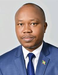 Le <a href="/Burundi_senat/">Inama Nkenguzamateka</a> a approuvé ce lundi 11 novembre, lors d'une session extraordinaire, les candidatures proposées pour la Cour Suprême, les parquets généraux près les Cours d'Appel, ainsi que pour les parquets près et tribunaux de grande instance.
1/2