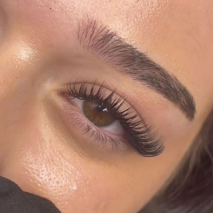 onefashioninspo's tweet image. fim do ano chegando e minha cabeça só pensa nisso...