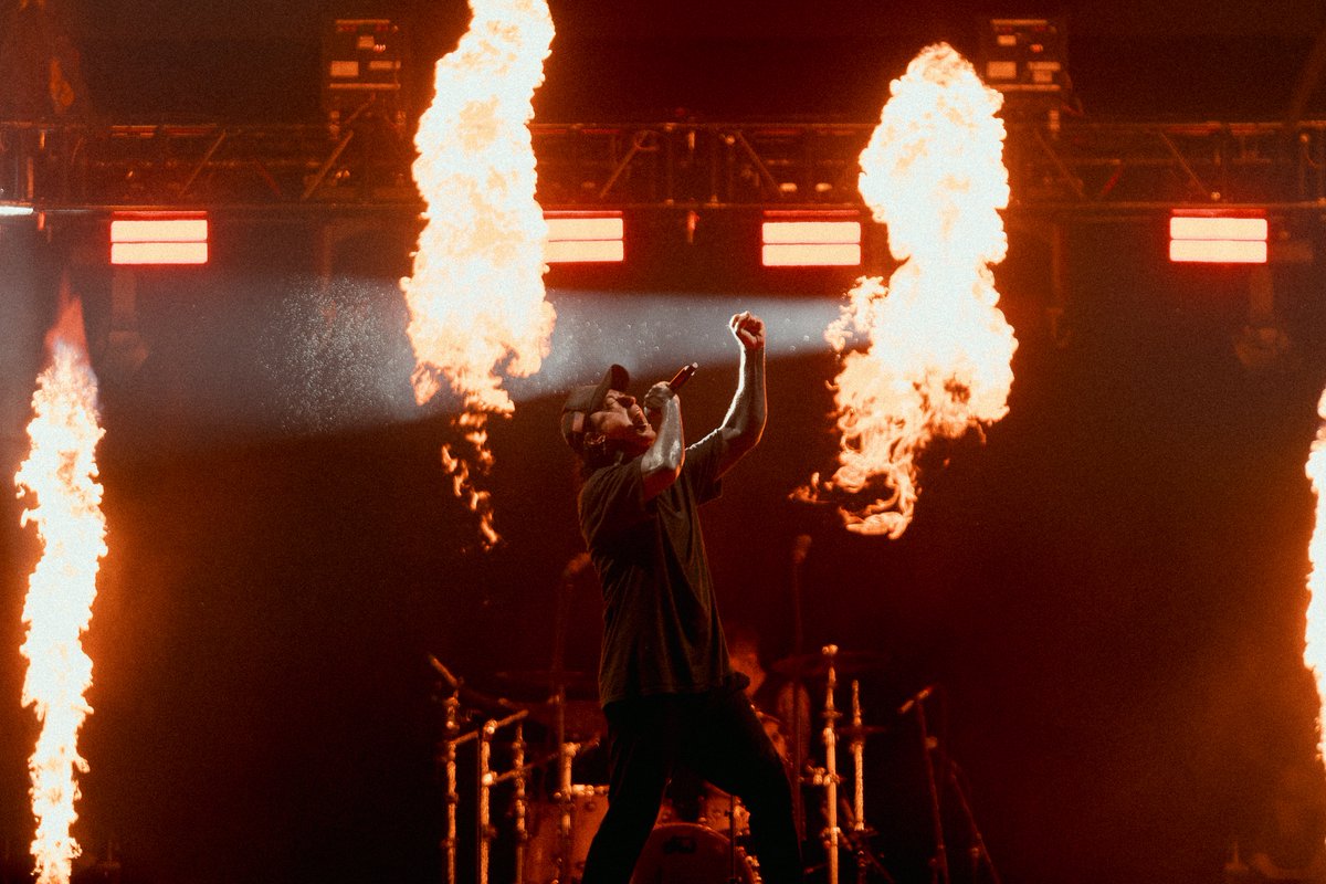FIROfficial's tweet photo. The Popular MonsTOUR II: Madrid, ES. 🇪🇸

📸: @cjgaskey https://t.co/Sl6XxluHdh
