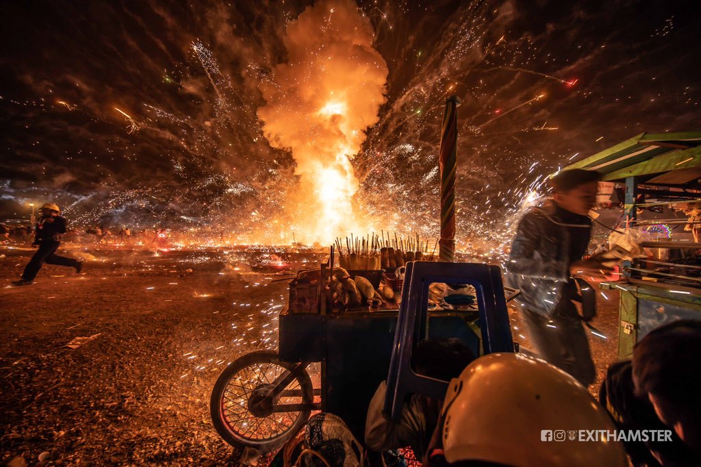 Exithamster tweet media