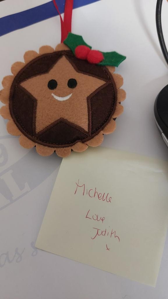I love baubles and came into work to a lovely new Christmas bauble from my old colleague. We've laughed that this is becoming an annual treat for me 😃
Meet Mick the mince pie 
#gift
#kindness