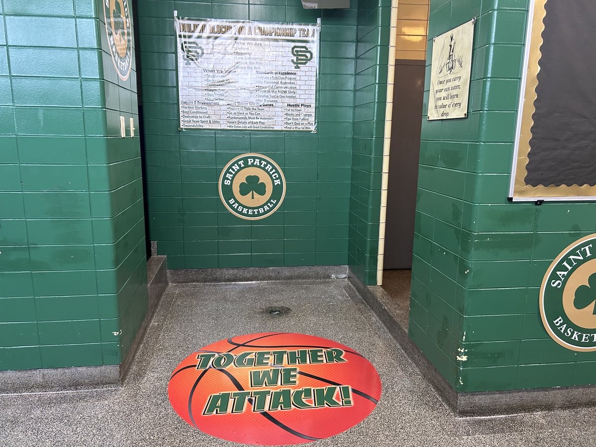 The locker room is ready to go!  First practice today. Exciting 24-25 season ahead.  ⁦<a href="/michaelsobrien/">Michael O'Brien</a>⁩, ⁦<a href="/NestoHoops/">Aaron Britton</a>⁩, ⁦<a href="/PrepHoops/">Prep Hoops 🏀</a>⁩, ⁦<a href="/mikeclarkpreps/">MikeClarkPreps</a>⁩, ⁦<a href="/joehoopsreport/">Joe Henricksen</a>⁩