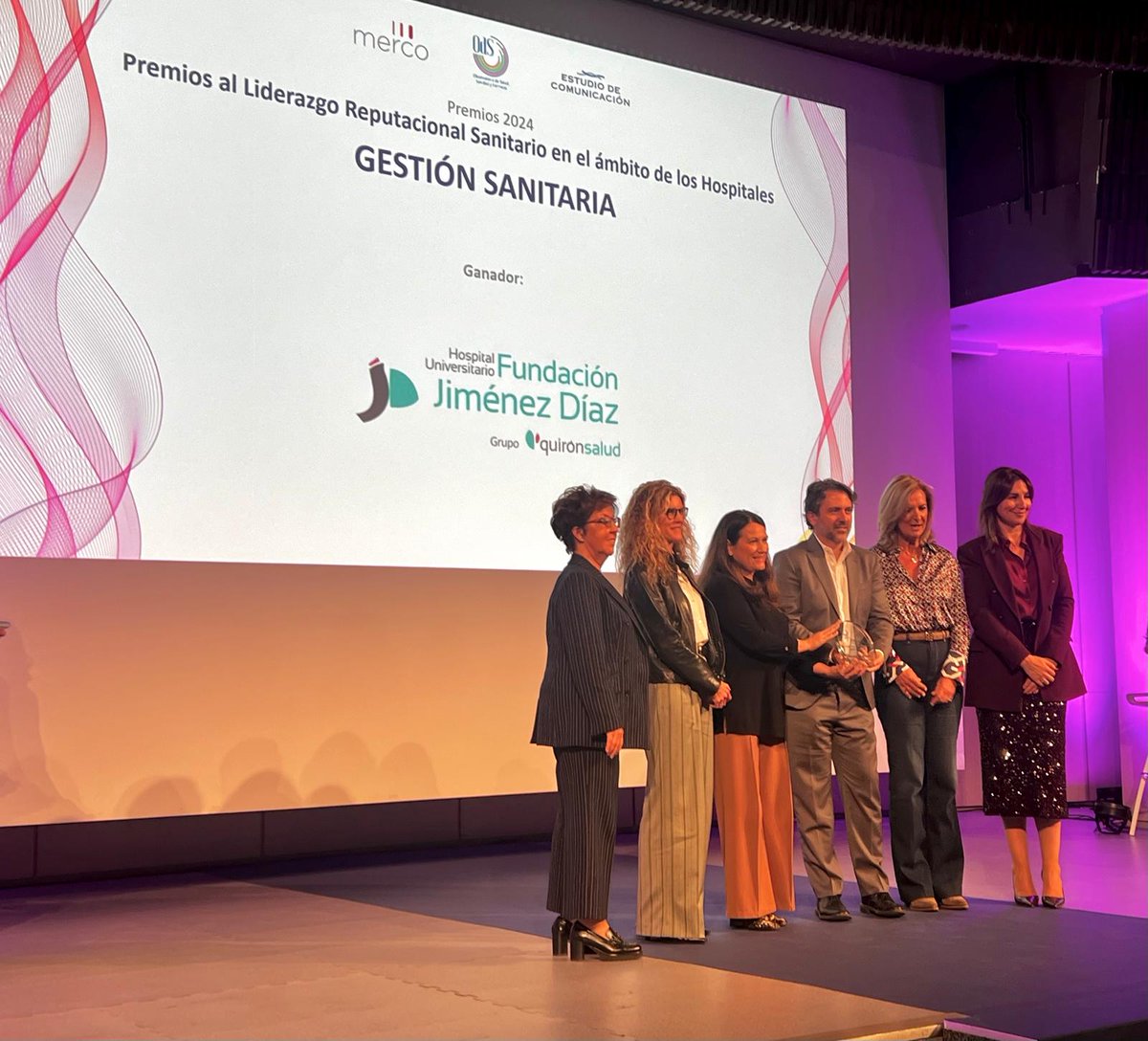 Hospital_FJD's tweet photo. Hemos recibido uno de los #PremiosMercOds al Liderazgo Reputacional Sanitario en el ámbito de los hospitales y dentro de la categoría “Gestión Sanitaria”, otorgado por el Observatorio de la Salud, @mercoranking y @EstComunicacion https://t.co/4UpV3oUzHQ