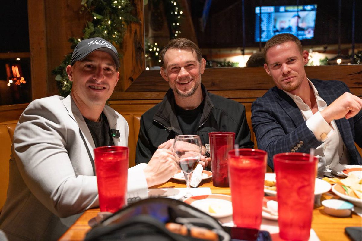 A mistake I made in my 20s was trying to fix people.

I came to realize that you can't change anyone.

Your energy is better spent on people who are already winners.