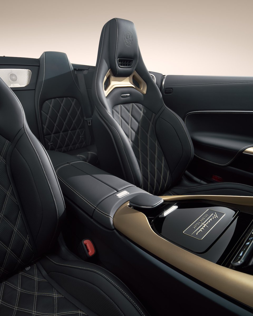 MercedesBenzUSA's tweet image. The Mercedes-AMG SL MANUFAKTUR Golden Coast has an engine fit for a racer and detailing fit for a king.

#MercedesBenz #AMG #SL63 #MANUFAKTUR #GoldenCoast