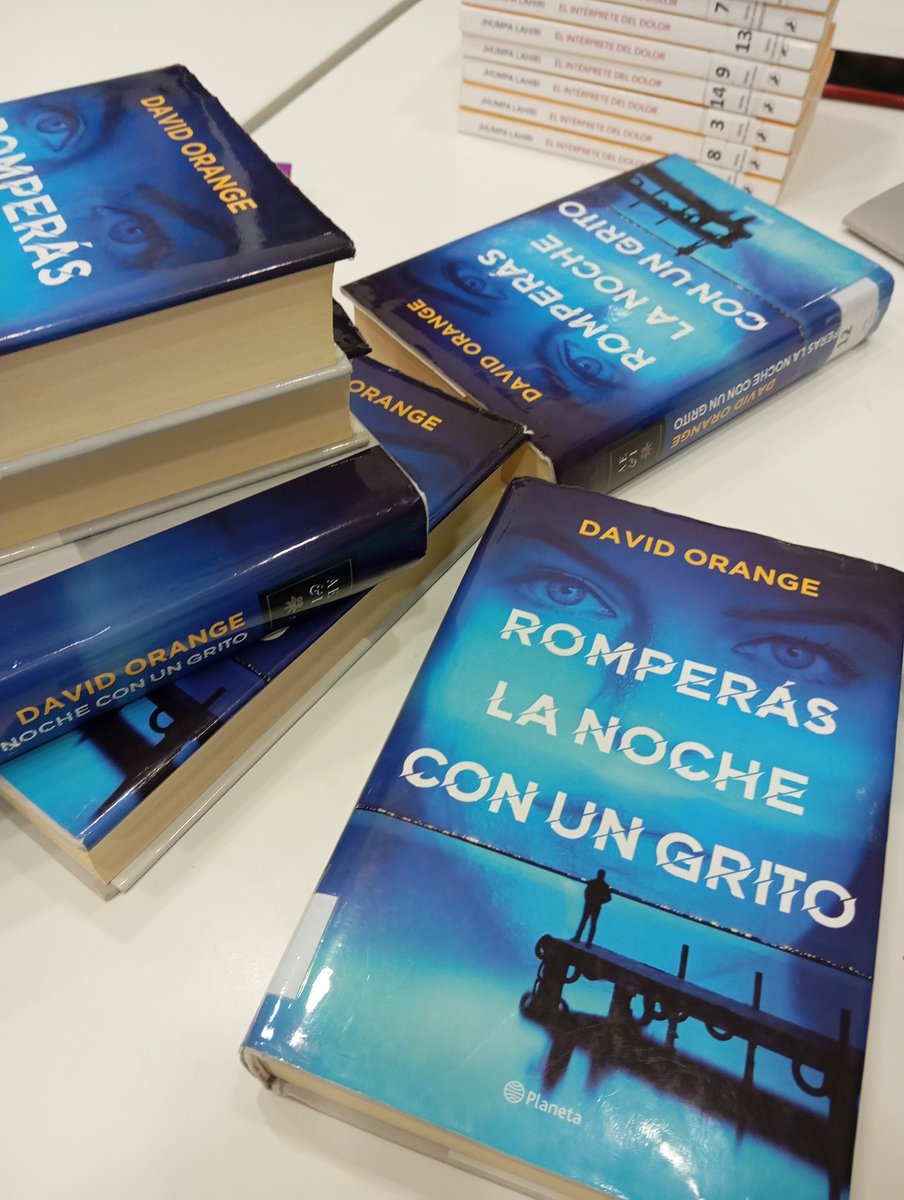 <a href="/DavidOrangeS/">David Orange</a> vamos a leerte en el club de #lectura de #Benissano 😉