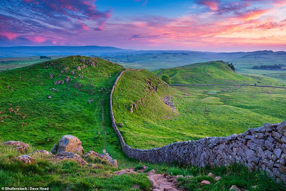 HoganSOG's tweet photo. Hadrian's Wall trails away over the English Countryside. England. NMP https://t.co/hoQwPxnIkK