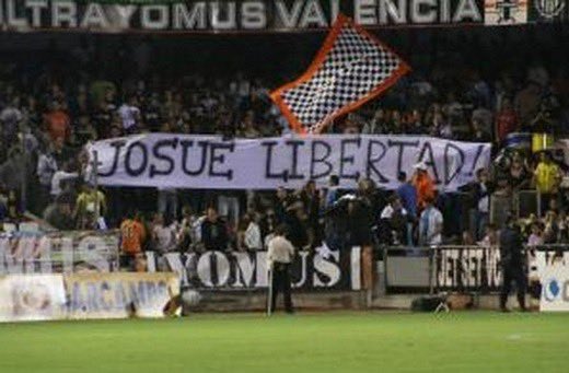 1919Onlyvcf's tweet photo. Defender tu vida no es un delito!!
JOSUÉ LIBERTAD✋🏻 https://t.co/0mjHUCbQrd