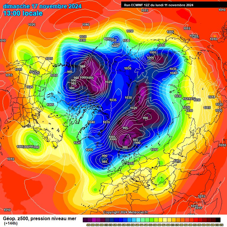 Met4CastUK's tweet photo. Tonight’s ECM definitely gets two red flags 🚩 🚩 

The block is shifted much further west which allows the low to drop into the UK rather than to the east. https://t.co/HeP02AxFL3