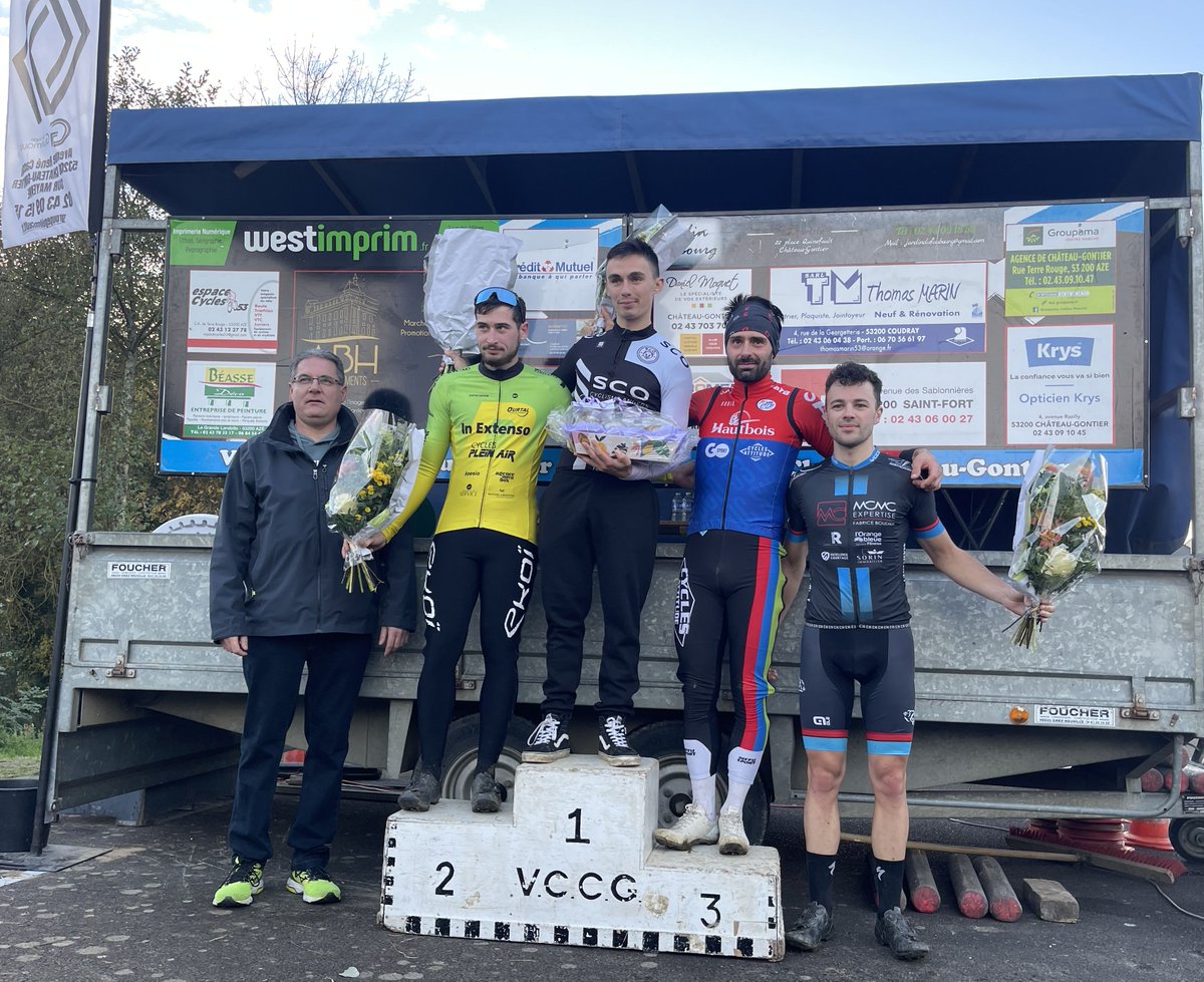 ChateauVc's tweet photo. Les Podiums sur le Cyclo-Cross d'Azé 3ème  manche du 25ème challenge de la communauté de communes du Pays de Chateau Gontier https://t.co/1o78Uu4vkF