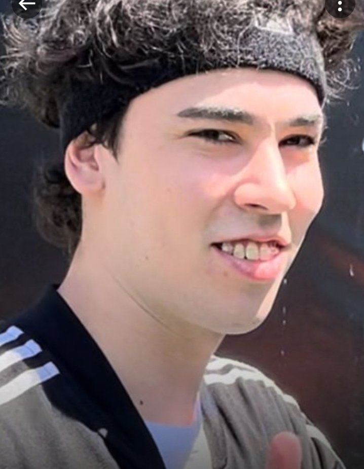 lautarolopez23 tweet picture