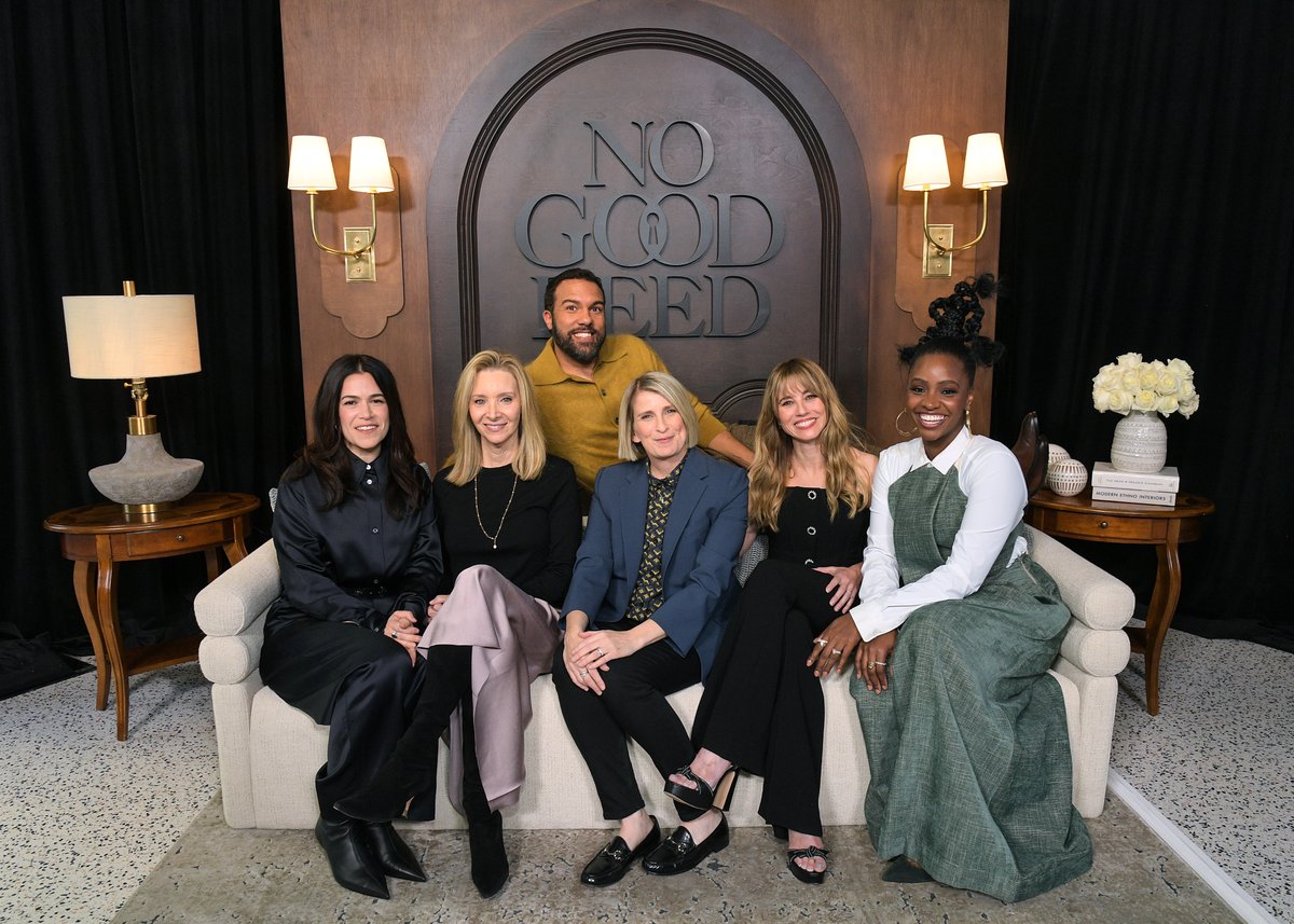 netflixqueue's tweet image. The cast and creatives of #NoGoodDeed were all smiles at a Q&amp;amp;A panel for #NetflixFYSEE